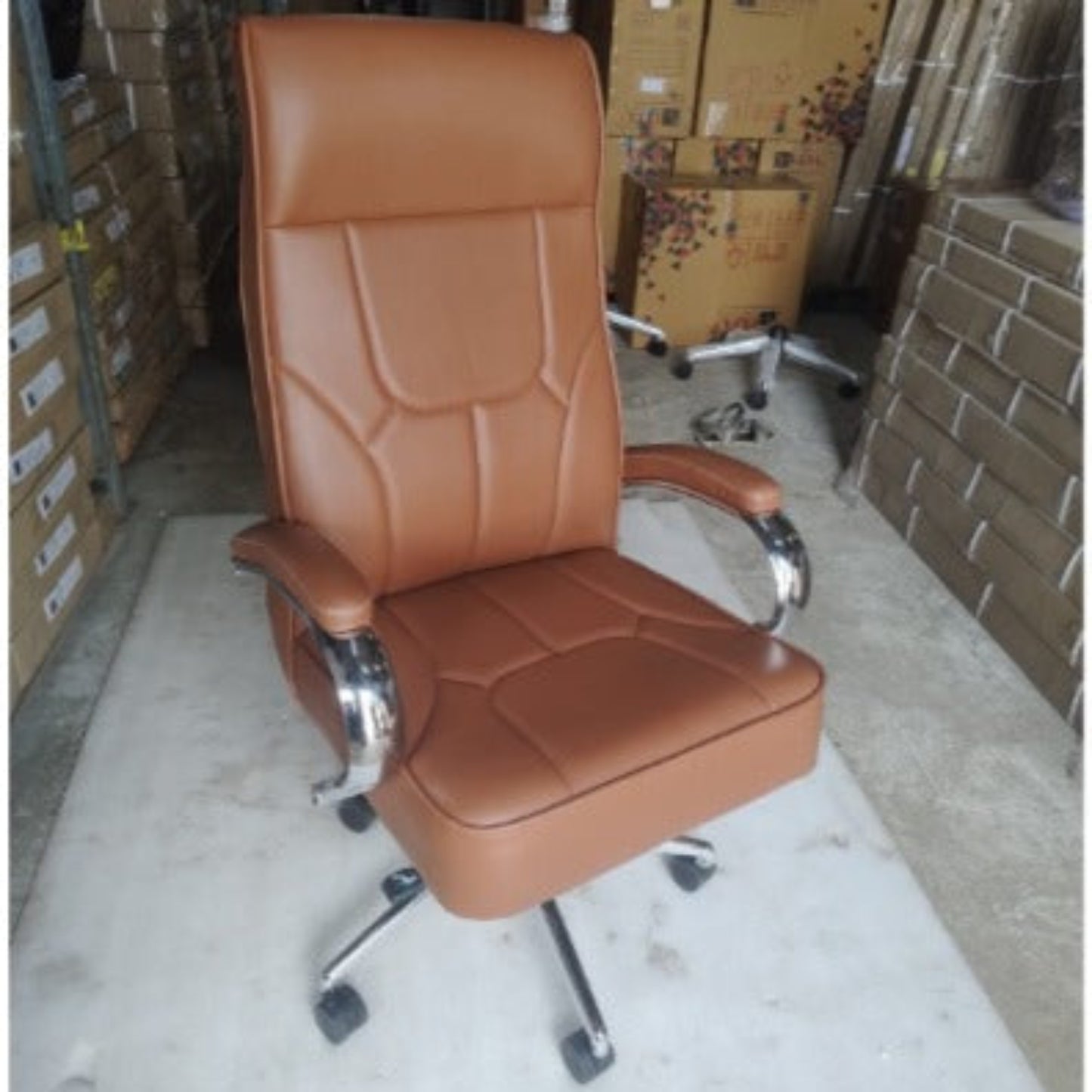 Elegant Tan Leatherette Chair | Stylish & Comfortable Office Seating | IP4U