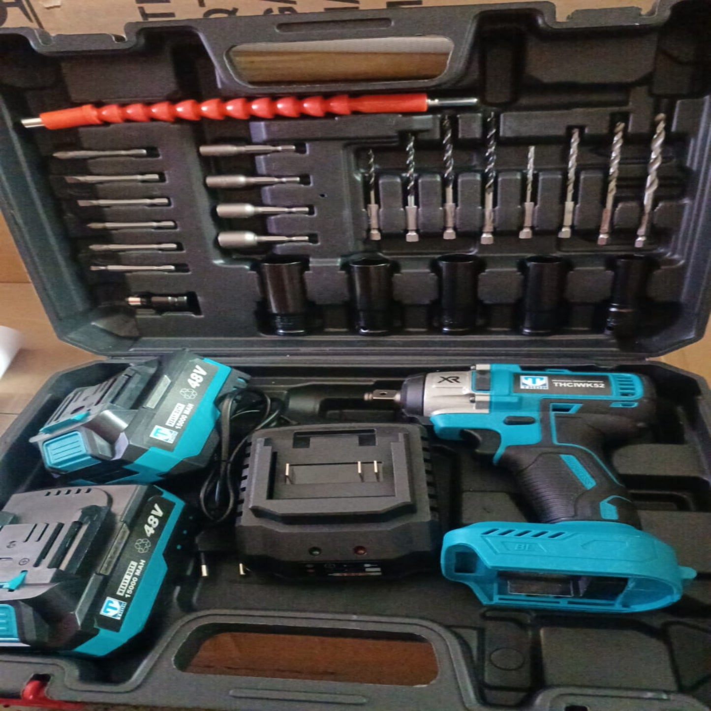 THOR THCIWK52 48V Brushless Cordless Impact Wrench Kit | 450Nm Torque | 1/2" Drive | Dual 5Ah Batteries